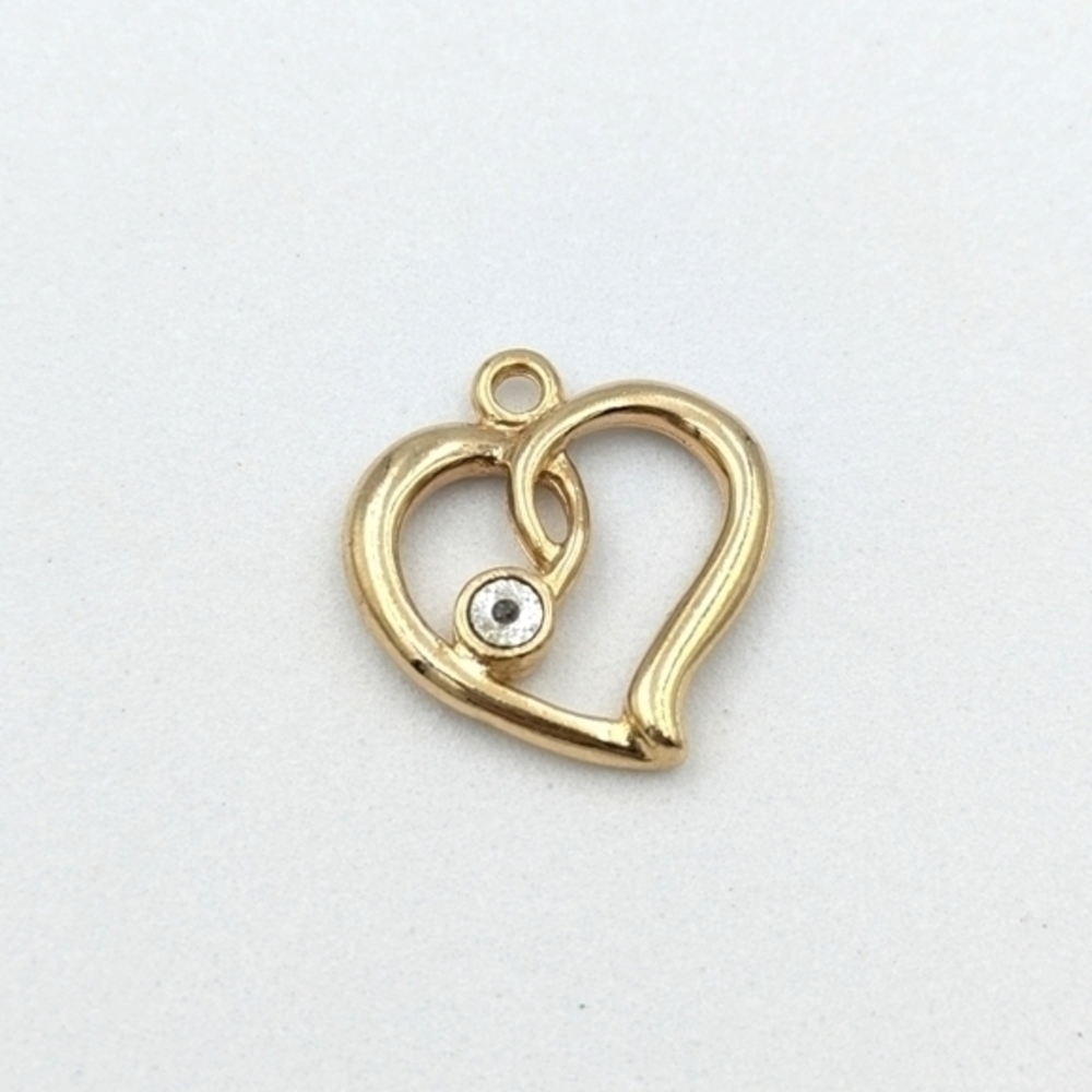 5/25$   Diamond chip gold tone heart pendant vintage